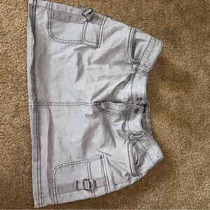 Grey cargo skirt